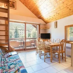  Appartement Serre Chevalier, 3 Pièces, 6 Personnes - Fr-1-330f-83 France