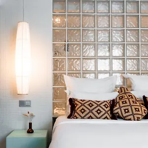Hotell Kube, Paris