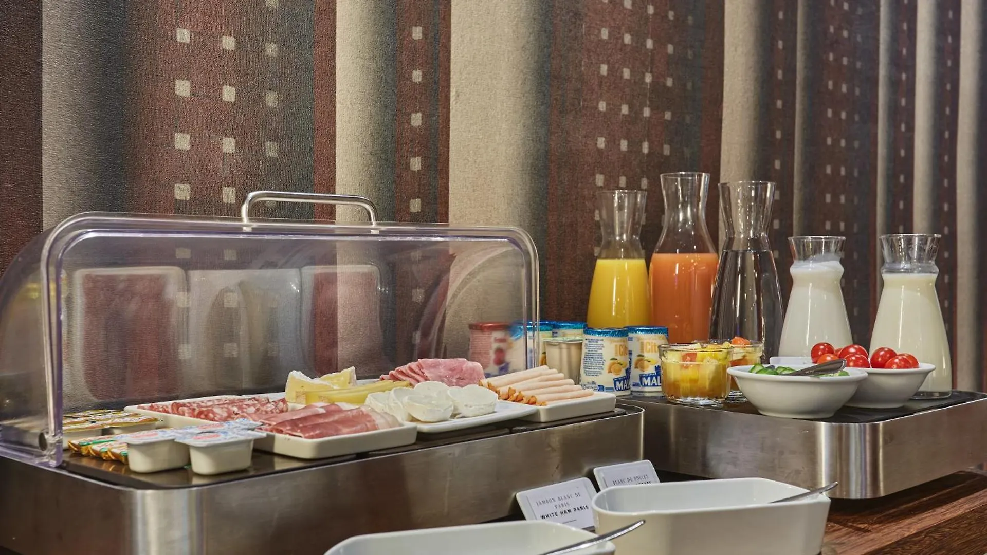 Hotel Lux Picpus Paris France